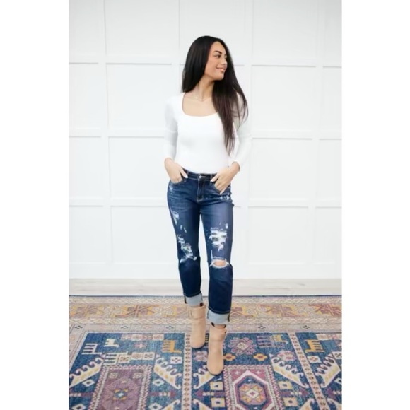 Judy Blue • Bleach Splash Boyfriend Jeans - Picture 7 of 10